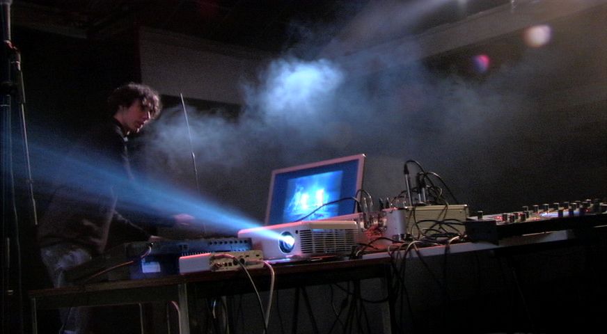 Nicolas Kern & Dark Shrimp – Virtual Rendez Vous 2011 dans Jeunes pousses shot0042